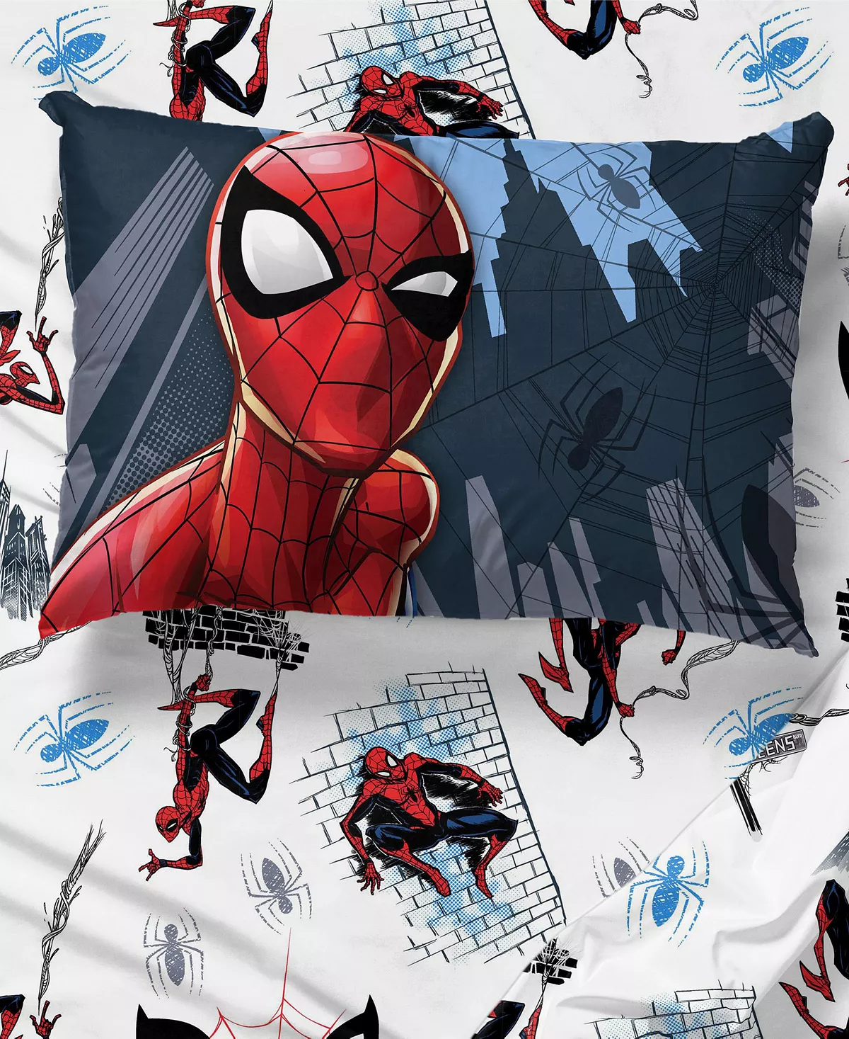 Spider-Man Man Crawl Twin Sheet Set, 3 Pieces 3 Spider-Man Man Crawl Twin Sheet Set, 3 Pieces - Image 3